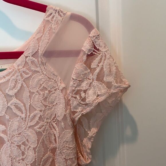 Urban Outfitters light pink lace dress - Picture 3 of 8